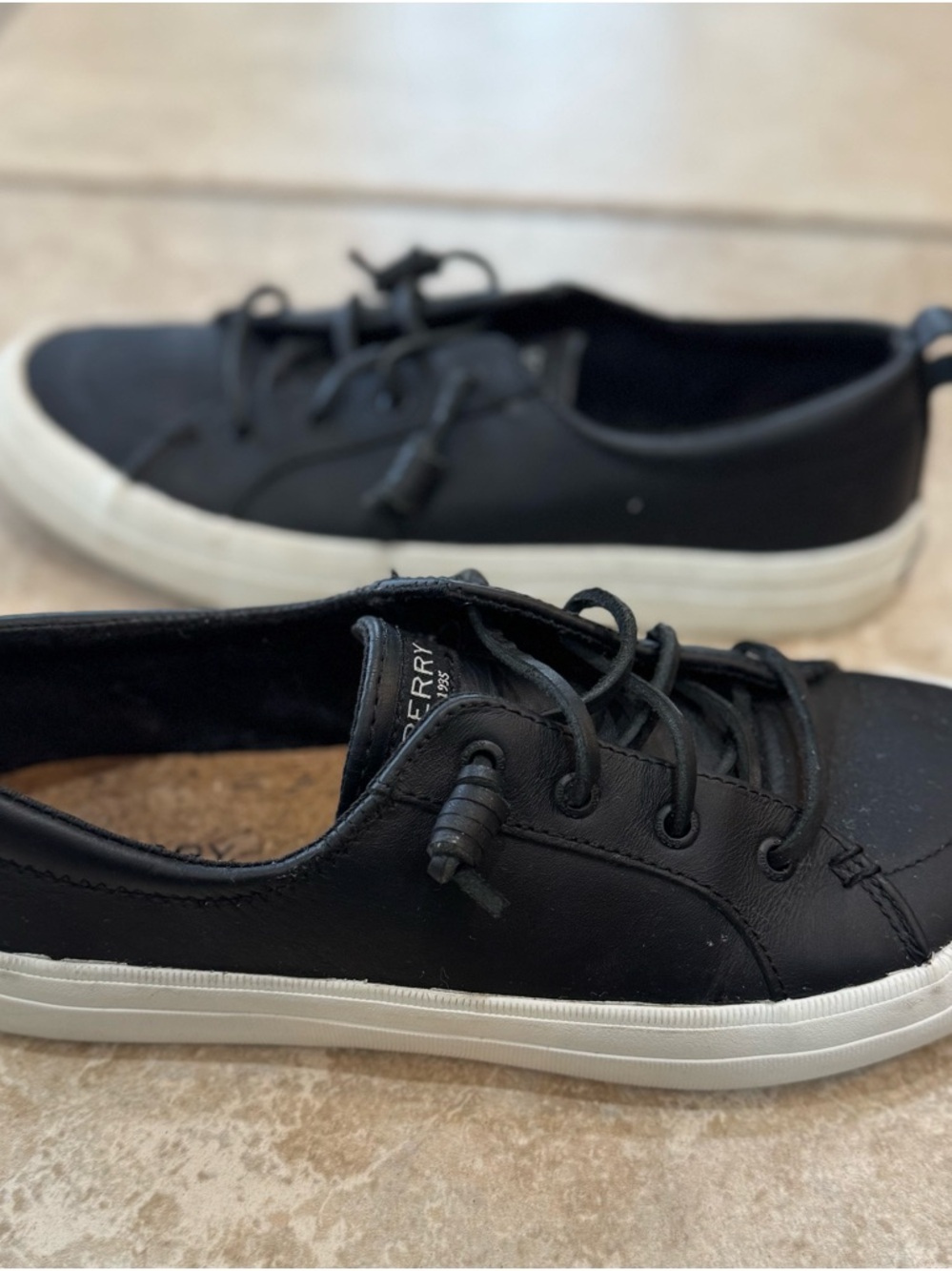 Sperry Women’s Black Leather Boat Sneakers with White Sole - Picture 5 of 6